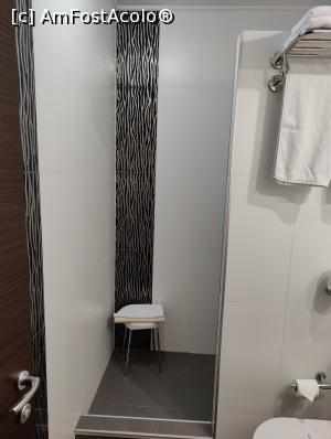 [P14] West City Hotel [Florești] - baia camerei single standard » foto by creivean
 - 
<span class="allrVoted glyphicon glyphicon-heart hidden" id="av1309192"></span>
<a class="m-l-10 hidden" id="sv1309192" onclick="voting_Foto_DelVot(,1309192,18506)" role="button">șterge vot <span class="glyphicon glyphicon-remove"></span></a>
<a id="v91309192" class=" c-red"  onclick="voting_Foto_SetVot(1309192)" role="button"><span class="glyphicon glyphicon-heart-empty"></span> <b>LIKE</b> = Votează poza</a> <img class="hidden"  id="f1309192W9" src="/imagini/loader.gif" border="0" /><span class="AjErrMes hidden" id="e1309192ErM"></span>