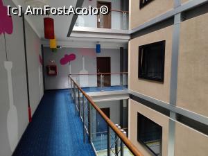 [P18] West City Hotel [Florești] - pe holuri » foto by creivean
 - 
<span class="allrVoted glyphicon glyphicon-heart hidden" id="av1309196"></span>
<a class="m-l-10 hidden" id="sv1309196" onclick="voting_Foto_DelVot(,1309196,18506)" role="button">șterge vot <span class="glyphicon glyphicon-remove"></span></a>
<a id="v91309196" class=" c-red"  onclick="voting_Foto_SetVot(1309196)" role="button"><span class="glyphicon glyphicon-heart-empty"></span> <b>LIKE</b> = Votează poza</a> <img class="hidden"  id="f1309196W9" src="/imagini/loader.gif" border="0" /><span class="AjErrMes hidden" id="e1309196ErM"></span>