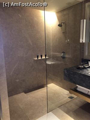 [P09] partea cu dusul din baie » foto by rentea
 - 
<span class="allrVoted glyphicon glyphicon-heart hidden" id="av1178125"></span>
<a class="m-l-10 hidden" id="sv1178125" onclick="voting_Foto_DelVot(,1178125,18508)" role="button">șterge vot <span class="glyphicon glyphicon-remove"></span></a>
<a id="v91178125" class=" c-red"  onclick="voting_Foto_SetVot(1178125)" role="button"><span class="glyphicon glyphicon-heart-empty"></span> <b>LIKE</b> = Votează poza</a> <img class="hidden"  id="f1178125W9" src="/imagini/loader.gif" border="0" /><span class="AjErrMes hidden" id="e1178125ErM"></span>