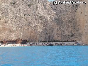 [P10] Navagio- lume multa pe plaja...  » foto by luciaoradea
 - 
<span class="allrVoted glyphicon glyphicon-heart hidden" id="av665596"></span>
<a class="m-l-10 hidden" id="sv665596" onclick="voting_Foto_DelVot(,665596,18547)" role="button">șterge vot <span class="glyphicon glyphicon-remove"></span></a>
<a id="v9665596" class=" c-red"  onclick="voting_Foto_SetVot(665596)" role="button"><span class="glyphicon glyphicon-heart-empty"></span> <b>LIKE</b> = Votează poza</a> <img class="hidden"  id="f665596W9" src="/imagini/loader.gif" border="0" /><span class="AjErrMes hidden" id="e665596ErM"></span>