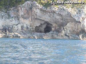 [P29] Navagio- una dintre pesterile de pe drum » foto by luciaoradea
 - 
<span class="allrVoted glyphicon glyphicon-heart hidden" id="av665622"></span>
<a class="m-l-10 hidden" id="sv665622" onclick="voting_Foto_DelVot(,665622,18547)" role="button">șterge vot <span class="glyphicon glyphicon-remove"></span></a>
<a id="v9665622" class=" c-red"  onclick="voting_Foto_SetVot(665622)" role="button"><span class="glyphicon glyphicon-heart-empty"></span> <b>LIKE</b> = Votează poza</a> <img class="hidden"  id="f665622W9" src="/imagini/loader.gif" border="0" /><span class="AjErrMes hidden" id="e665622ErM"></span>