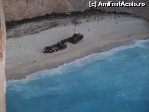 [P03] Navagio pe inserate- epava navei Panagiotis » foto by luciaoradea
 - 
<span class="allrVoted glyphicon glyphicon-heart hidden" id="av665589"></span>
<a class="m-l-10 hidden" id="sv665589" onclick="voting_Foto_DelVot(,665589,18547)" role="button">șterge vot <span class="glyphicon glyphicon-remove"></span></a>
<a id="v9665589" class=" c-red"  onclick="voting_Foto_SetVot(665589)" role="button"><span class="glyphicon glyphicon-heart-empty"></span> <b>LIKE</b> = Votează poza</a> <img class="hidden"  id="f665589W9" src="/imagini/loader.gif" border="0" /><span class="AjErrMes hidden" id="e665589ErM"></span>