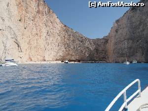 [P09] Navagio- suntem aproapeeee!!!  » foto by luciaoradea
 - 
<span class="allrVoted glyphicon glyphicon-heart hidden" id="av665595"></span>
<a class="m-l-10 hidden" id="sv665595" onclick="voting_Foto_DelVot(,665595,18547)" role="button">șterge vot <span class="glyphicon glyphicon-remove"></span></a>
<a id="v9665595" class=" c-red"  onclick="voting_Foto_SetVot(665595)" role="button"><span class="glyphicon glyphicon-heart-empty"></span> <b>LIKE</b> = Votează poza</a> <img class="hidden"  id="f665595W9" src="/imagini/loader.gif" border="0" /><span class="AjErrMes hidden" id="e665595ErM"></span>