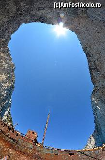 [P24] Pe plaja Navagio » foto by Muffin2009*
 - 
<span class="allrVoted glyphicon glyphicon-heart hidden" id="av407097"></span>
<a class="m-l-10 hidden" id="sv407097" onclick="voting_Foto_DelVot(,407097,18547)" role="button">șterge vot <span class="glyphicon glyphicon-remove"></span></a>
<a id="v9407097" class=" c-red"  onclick="voting_Foto_SetVot(407097)" role="button"><span class="glyphicon glyphicon-heart-empty"></span> <b>LIKE</b> = Votează poza</a> <img class="hidden"  id="f407097W9" src="/imagini/loader.gif" border="0" /><span class="AjErrMes hidden" id="e407097ErM"></span>