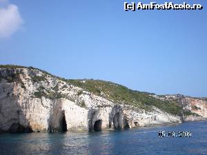 [P03] Incep sa apara unele dintre Pesterile Albastre » foto by irinad
 - 
<span class="allrVoted glyphicon glyphicon-heart hidden" id="av602115"></span>
<a class="m-l-10 hidden" id="sv602115" onclick="voting_Foto_DelVot(,602115,18547)" role="button">șterge vot <span class="glyphicon glyphicon-remove"></span></a>
<a id="v9602115" class=" c-red"  onclick="voting_Foto_SetVot(602115)" role="button"><span class="glyphicon glyphicon-heart-empty"></span> <b>LIKE</b> = Votează poza</a> <img class="hidden"  id="f602115W9" src="/imagini/loader.gif" border="0" /><span class="AjErrMes hidden" id="e602115ErM"></span>