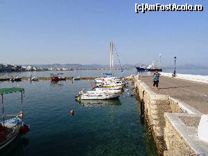 [P52] Loutraki, debarcaderul la prima oră a dimineții » foto by mariana.olaru
 - 
<span class="allrVoted glyphicon glyphicon-heart hidden" id="av624423"></span>
<a class="m-l-10 hidden" id="sv624423" onclick="voting_Foto_DelVot(,624423,18552)" role="button">șterge vot <span class="glyphicon glyphicon-remove"></span></a>
<a id="v9624423" class=" c-red"  onclick="voting_Foto_SetVot(624423)" role="button"><span class="glyphicon glyphicon-heart-empty"></span> <b>LIKE</b> = Votează poza</a> <img class="hidden"  id="f624423W9" src="/imagini/loader.gif" border="0" /><span class="AjErrMes hidden" id="e624423ErM"></span>