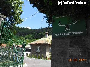 [P01] Posada - Muzeul Cinegetic al Carpaţilor, intrarea în curte.  » foto by iulianic
 - 
<span class="allrVoted glyphicon glyphicon-heart hidden" id="av624840"></span>
<a class="m-l-10 hidden" id="sv624840" onclick="voting_Foto_DelVot(,624840,18556)" role="button">șterge vot <span class="glyphicon glyphicon-remove"></span></a>
<a id="v9624840" class=" c-red"  onclick="voting_Foto_SetVot(624840)" role="button"><span class="glyphicon glyphicon-heart-empty"></span> <b>LIKE</b> = Votează poza</a> <img class="hidden"  id="f624840W9" src="/imagini/loader.gif" border="0" /><span class="AjErrMes hidden" id="e624840ErM"></span>