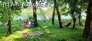 [P27] Oameni la picnic. » foto by tata123 🔱
 - 
<span class="allrVoted glyphicon glyphicon-heart hidden" id="av1486903"></span>
<a class="m-l-10 hidden" id="sv1486903" onclick="voting_Foto_DelVot(,1486903,18559)" role="button">șterge vot <span class="glyphicon glyphicon-remove"></span></a>
<a id="v91486903" class=" c-red"  onclick="voting_Foto_SetVot(1486903)" role="button"><span class="glyphicon glyphicon-heart-empty"></span> <b>LIKE</b> = Votează poza</a> <img class="hidden"  id="f1486903W9" src="/imagini/loader.gif" border="0" /><span class="AjErrMes hidden" id="e1486903ErM"></span>