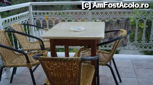 [P01] balconul camerei nr 5 » foto by adutza_ghiocel
 - 
<span class="allrVoted glyphicon glyphicon-heart hidden" id="av636370"></span>
<a class="m-l-10 hidden" id="sv636370" onclick="voting_Foto_DelVot(,636370,18584)" role="button">șterge vot <span class="glyphicon glyphicon-remove"></span></a>
<a id="v9636370" class=" c-red"  onclick="voting_Foto_SetVot(636370)" role="button"><span class="glyphicon glyphicon-heart-empty"></span> <b>LIKE</b> = Votează poza</a> <img class="hidden"  id="f636370W9" src="/imagini/loader.gif" border="0" /><span class="AjErrMes hidden" id="e636370ErM"></span>