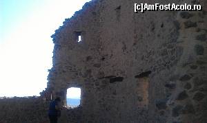 [P23] Turn în ruină şi guri de tragere de la Cetatea Rupea, jud. Braşov.  » foto by traian.leuca †
 - 
<span class="allrVoted glyphicon glyphicon-heart hidden" id="av507751"></span>
<a class="m-l-10 hidden" id="sv507751" onclick="voting_Foto_DelVot(,507751,18593)" role="button">șterge vot <span class="glyphicon glyphicon-remove"></span></a>
<a id="v9507751" class=" c-red"  onclick="voting_Foto_SetVot(507751)" role="button"><span class="glyphicon glyphicon-heart-empty"></span> <b>LIKE</b> = Votează poza</a> <img class="hidden"  id="f507751W9" src="/imagini/loader.gif" border="0" /><span class="AjErrMes hidden" id="e507751ErM"></span>
