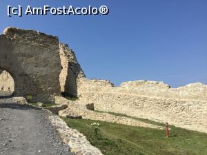 [P10] Cetatea Rupea - Ziduri de cetate » foto by mishu
 - 
<span class="allrVoted glyphicon glyphicon-heart hidden" id="av913193"></span>
<a class="m-l-10 hidden" id="sv913193" onclick="voting_Foto_DelVot(,913193,18593)" role="button">șterge vot <span class="glyphicon glyphicon-remove"></span></a>
<a id="v9913193" class=" c-red"  onclick="voting_Foto_SetVot(913193)" role="button"><span class="glyphicon glyphicon-heart-empty"></span> <b>LIKE</b> = Votează poza</a> <img class="hidden"  id="f913193W9" src="/imagini/loader.gif" border="0" /><span class="AjErrMes hidden" id="e913193ErM"></span>