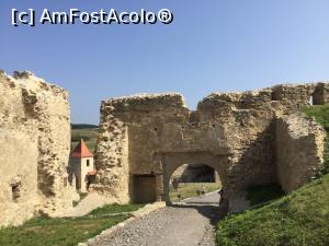 [P13] Cetatea Rupea - file de istorie » foto by mishu
 - 
<span class="allrVoted glyphicon glyphicon-heart hidden" id="av913196"></span>
<a class="m-l-10 hidden" id="sv913196" onclick="voting_Foto_DelVot(,913196,18593)" role="button">șterge vot <span class="glyphicon glyphicon-remove"></span></a>
<a id="v9913196" class=" c-red"  onclick="voting_Foto_SetVot(913196)" role="button"><span class="glyphicon glyphicon-heart-empty"></span> <b>LIKE</b> = Votează poza</a> <img class="hidden"  id="f913196W9" src="/imagini/loader.gif" border="0" /><span class="AjErrMes hidden" id="e913196ErM"></span>