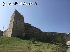 [P07] Cetatea Rupea - Nu putem sa nu admiram maretia zidurilor » foto by mishu
 - 
<span class="allrVoted glyphicon glyphicon-heart hidden" id="av913190"></span>
<a class="m-l-10 hidden" id="sv913190" onclick="voting_Foto_DelVot(,913190,18593)" role="button">șterge vot <span class="glyphicon glyphicon-remove"></span></a>
<a id="v9913190" class=" c-red"  onclick="voting_Foto_SetVot(913190)" role="button"><span class="glyphicon glyphicon-heart-empty"></span> <b>LIKE</b> = Votează poza</a> <img class="hidden"  id="f913190W9" src="/imagini/loader.gif" border="0" /><span class="AjErrMes hidden" id="e913190ErM"></span>
