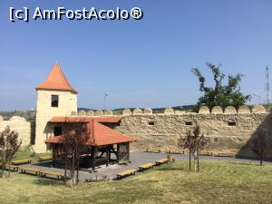 [P09] Cetatea Rupea - In zona Cetatii de Jos » foto by mishu
 - 
<span class="allrVoted glyphicon glyphicon-heart hidden" id="av913192"></span>
<a class="m-l-10 hidden" id="sv913192" onclick="voting_Foto_DelVot(,913192,18593)" role="button">șterge vot <span class="glyphicon glyphicon-remove"></span></a>
<a id="v9913192" class=" c-red"  onclick="voting_Foto_SetVot(913192)" role="button"><span class="glyphicon glyphicon-heart-empty"></span> <b>LIKE</b> = Votează poza</a> <img class="hidden"  id="f913192W9" src="/imagini/loader.gif" border="0" /><span class="AjErrMes hidden" id="e913192ErM"></span>