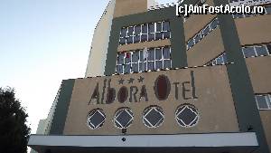 [P01] Hotel Albora - partea din față a hotelului » foto by danoradea
 - 
<span class="allrVoted glyphicon glyphicon-heart hidden" id="av627882"></span>
<a class="m-l-10 hidden" id="sv627882" onclick="voting_Foto_DelVot(,627882,18603)" role="button">șterge vot <span class="glyphicon glyphicon-remove"></span></a>
<a id="v9627882" class=" c-red"  onclick="voting_Foto_SetVot(627882)" role="button"><span class="glyphicon glyphicon-heart-empty"></span> <b>LIKE</b> = Votează poza</a> <img class="hidden"  id="f627882W9" src="/imagini/loader.gif" border="0" /><span class="AjErrMes hidden" id="e627882ErM"></span>