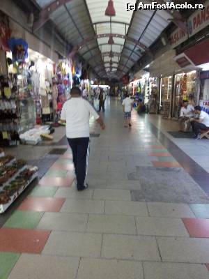 [P31] Marmaris Bazar » foto by teodor11
 - 
<span class="allrVoted glyphicon glyphicon-heart hidden" id="av629836"></span>
<a class="m-l-10 hidden" id="sv629836" onclick="voting_Foto_DelVot(,629836,18629)" role="button">șterge vot <span class="glyphicon glyphicon-remove"></span></a>
<a id="v9629836" class=" c-red"  onclick="voting_Foto_SetVot(629836)" role="button"><span class="glyphicon glyphicon-heart-empty"></span> <b>LIKE</b> = Votează poza</a> <img class="hidden"  id="f629836W9" src="/imagini/loader.gif" border="0" /><span class="AjErrMes hidden" id="e629836ErM"></span>