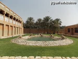 [P18] Al Ain, Muzeul Palatul Şeicului Zayed, Bazin cu apa » foto by mprofeanu
 - 
<span class="allrVoted glyphicon glyphicon-heart hidden" id="av630789"></span>
<a class="m-l-10 hidden" id="sv630789" onclick="voting_Foto_DelVot(,630789,18644)" role="button">șterge vot <span class="glyphicon glyphicon-remove"></span></a>
<a id="v9630789" class=" c-red"  onclick="voting_Foto_SetVot(630789)" role="button"><span class="glyphicon glyphicon-heart-empty"></span> <b>LIKE</b> = Votează poza</a> <img class="hidden"  id="f630789W9" src="/imagini/loader.gif" border="0" /><span class="AjErrMes hidden" id="e630789ErM"></span>