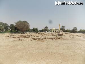 [P25] Al Ain, Parcul Arheologig, Structuri aheologice neamenajate pentru a arata situl arheologic, in fundal nelipsita moschee » foto by mprofeanu
 - 
<span class="allrVoted glyphicon glyphicon-heart hidden" id="av630796"></span>
<a class="m-l-10 hidden" id="sv630796" onclick="voting_Foto_DelVot(,630796,18644)" role="button">șterge vot <span class="glyphicon glyphicon-remove"></span></a>
<a id="v9630796" class=" c-red"  onclick="voting_Foto_SetVot(630796)" role="button"><span class="glyphicon glyphicon-heart-empty"></span> <b>LIKE</b> = Votează poza</a> <img class="hidden"  id="f630796W9" src="/imagini/loader.gif" border="0" /><span class="AjErrMes hidden" id="e630796ErM"></span>