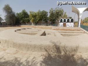 [P04] Al Ain, Parcul Arheologig, Cladire din epoca bronzului partial reconditionata, mileniul 2 I. Hr. » foto by mprofeanu
 - 
<span class="allrVoted glyphicon glyphicon-heart hidden" id="av630775"></span>
<a class="m-l-10 hidden" id="sv630775" onclick="voting_Foto_DelVot(,630775,18644)" role="button">șterge vot <span class="glyphicon glyphicon-remove"></span></a>
<a id="v9630775" class=" c-red"  onclick="voting_Foto_SetVot(630775)" role="button"><span class="glyphicon glyphicon-heart-empty"></span> <b>LIKE</b> = Votează poza</a> <img class="hidden"  id="f630775W9" src="/imagini/loader.gif" border="0" /><span class="AjErrMes hidden" id="e630775ErM"></span>