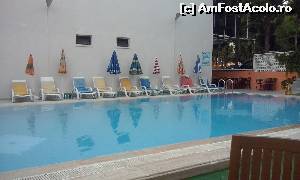 [P01] Piscina Pak Hotel » foto by bullet123
 - 
<span class="allrVoted glyphicon glyphicon-heart hidden" id="av631305"></span>
<a class="m-l-10 hidden" id="sv631305" onclick="voting_Foto_DelVot(,631305,18659)" role="button">șterge vot <span class="glyphicon glyphicon-remove"></span></a>
<a id="v9631305" class=" c-red"  onclick="voting_Foto_SetVot(631305)" role="button"><span class="glyphicon glyphicon-heart-empty"></span> <b>LIKE</b> = Votează poza</a> <img class="hidden"  id="f631305W9" src="/imagini/loader.gif" border="0" /><span class="AjErrMes hidden" id="e631305ErM"></span>