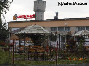 [P21] Râşnov - Restaurantul Pit Stop.  » foto by iulianic
 - 
<span class="allrVoted glyphicon glyphicon-heart hidden" id="av538721"></span>
<a class="m-l-10 hidden" id="sv538721" onclick="voting_Foto_DelVot(,538721,18661)" role="button">șterge vot <span class="glyphicon glyphicon-remove"></span></a>
<a id="v9538721" class=" c-red"  onclick="voting_Foto_SetVot(538721)" role="button"><span class="glyphicon glyphicon-heart-empty"></span> <b>LIKE</b> = Votează poza</a> <img class="hidden"  id="f538721W9" src="/imagini/loader.gif" border="0" /><span class="AjErrMes hidden" id="e538721ErM"></span>