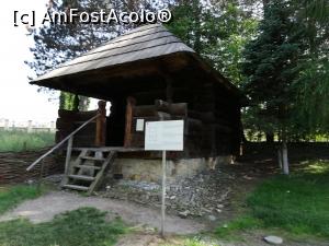 [P33] Muzeul Satului Bucovinean » foto by ⭐ValentinB_88⭐
 - 
<span class="allrVoted glyphicon glyphicon-heart hidden" id="av1234867"></span>
<a class="m-l-10 hidden" id="sv1234867" onclick="voting_Foto_DelVot(,1234867,18664)" role="button">șterge vot <span class="glyphicon glyphicon-remove"></span></a>
<a id="v91234867" class=" c-red"  onclick="voting_Foto_SetVot(1234867)" role="button"><span class="glyphicon glyphicon-heart-empty"></span> <b>LIKE</b> = Votează poza</a> <img class="hidden"  id="f1234867W9" src="/imagini/loader.gif" border="0" /><span class="AjErrMes hidden" id="e1234867ErM"></span>