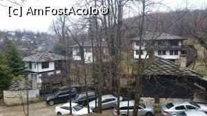 [P05] Parcarea. De aici se vede foarte bine tot complexul. Toate cele 4 corpuri care se vad ii apartin. In stanga este restaurantul.  » foto by Aurici
 - 
<span class="allrVoted glyphicon glyphicon-heart hidden" id="av842743"></span>
<a class="m-l-10 hidden" id="sv842743" onclick="voting_Foto_DelVot(,842743,18721)" role="button">șterge vot <span class="glyphicon glyphicon-remove"></span></a>
<a id="v9842743" class=" c-red"  onclick="voting_Foto_SetVot(842743)" role="button"><span class="glyphicon glyphicon-heart-empty"></span> <b>LIKE</b> = Votează poza</a> <img class="hidden"  id="f842743W9" src="/imagini/loader.gif" border="0" /><span class="AjErrMes hidden" id="e842743ErM"></span>