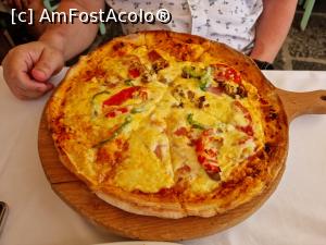 [P13] Pizza la Michalis! » foto by laura mihaela
 - 
<span class="allrVoted glyphicon glyphicon-heart hidden" id="av1377463"></span>
<a class="m-l-10 hidden" id="sv1377463" onclick="voting_Foto_DelVot(,1377463,18732)" role="button">șterge vot <span class="glyphicon glyphicon-remove"></span></a>
<a id="v91377463" class=" c-red"  onclick="voting_Foto_SetVot(1377463)" role="button"><span class="glyphicon glyphicon-heart-empty"></span> <b>LIKE</b> = Votează poza</a> <img class="hidden"  id="f1377463W9" src="/imagini/loader.gif" border="0" /><span class="AjErrMes hidden" id="e1377463ErM"></span>