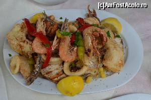 [P01] Platou cu peste si fructe de mare (pentru 2 persoane)  » foto by Lacrimioara*
 - 
<span class="allrVoted glyphicon glyphicon-heart hidden" id="av507720"></span>
<a class="m-l-10 hidden" id="sv507720" onclick="voting_Foto_DelVot(,507720,18745)" role="button">șterge vot <span class="glyphicon glyphicon-remove"></span></a>
<a id="v9507720" class=" c-red"  onclick="voting_Foto_SetVot(507720)" role="button"><span class="glyphicon glyphicon-heart-empty"></span> <b>LIKE</b> = Votează poza</a> <img class="hidden"  id="f507720W9" src="/imagini/loader.gif" border="0" /><span class="AjErrMes hidden" id="e507720ErM"></span>