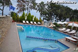 [P05] Piscina hotelului... Apa foarte curata si era curatata zilnic de dimineata, la pranz si seara. Are zona pt. copii mici (apa de 50 cm) si apoi zone cu adancime progresiva (de la 1m la 2.50 m).  » foto by Catzus
 - 
<span class="allrVoted glyphicon glyphicon-heart hidden" id="av636028"></span>
<a class="m-l-10 hidden" id="sv636028" onclick="voting_Foto_DelVot(,636028,18747)" role="button">șterge vot <span class="glyphicon glyphicon-remove"></span></a>
<a id="v9636028" class=" c-red"  onclick="voting_Foto_SetVot(636028)" role="button"><span class="glyphicon glyphicon-heart-empty"></span> <b>LIKE</b> = Votează poza</a> <img class="hidden"  id="f636028W9" src="/imagini/loader.gif" border="0" /><span class="AjErrMes hidden" id="e636028ErM"></span>