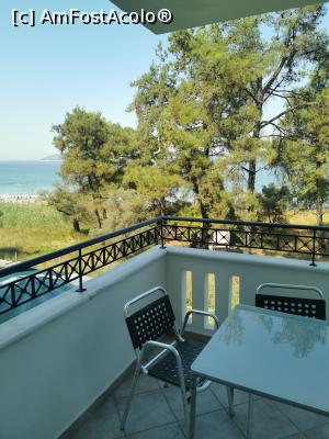 [P03] balconul camerei » foto by comisar
 - 
<span class="allrVoted glyphicon glyphicon-heart hidden" id="av1319853"></span>
<a class="m-l-10 hidden" id="sv1319853" onclick="voting_Foto_DelVot(,1319853,18777)" role="button">șterge vot <span class="glyphicon glyphicon-remove"></span></a>
<a id="v91319853" class=" c-red"  onclick="voting_Foto_SetVot(1319853)" role="button"><span class="glyphicon glyphicon-heart-empty"></span> <b>LIKE</b> = Votează poza</a> <img class="hidden"  id="f1319853W9" src="/imagini/loader.gif" border="0" /><span class="AjErrMes hidden" id="e1319853ErM"></span>