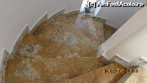 [P08] Scările spiralate ale vilei » foto by crismis
 - 
<span class="allrVoted glyphicon glyphicon-heart hidden" id="av638731"></span>
<a class="m-l-10 hidden" id="sv638731" onclick="voting_Foto_DelVot(,638731,18792)" role="button">șterge vot <span class="glyphicon glyphicon-remove"></span></a>
<a id="v9638731" class=" c-red"  onclick="voting_Foto_SetVot(638731)" role="button"><span class="glyphicon glyphicon-heart-empty"></span> <b>LIKE</b> = Votează poza</a> <img class="hidden"  id="f638731W9" src="/imagini/loader.gif" border="0" /><span class="AjErrMes hidden" id="e638731ErM"></span>