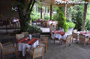 [P01] Motel Grivitsa, Pleven » foto by didona_stelea
 - 
<span class="allrVoted glyphicon glyphicon-heart hidden" id="av638768"></span>
<a class="m-l-10 hidden" id="sv638768" onclick="voting_Foto_DelVot(,638768,18797)" role="button">șterge vot <span class="glyphicon glyphicon-remove"></span></a>
<a id="v9638768" class=" c-red"  onclick="voting_Foto_SetVot(638768)" role="button"><span class="glyphicon glyphicon-heart-empty"></span> <b>LIKE</b> = Votează poza</a> <img class="hidden"  id="f638768W9" src="/imagini/loader.gif" border="0" /><span class="AjErrMes hidden" id="e638768ErM"></span>