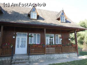 [P12] Schitul Sf. Cuv. Atanasie - Stipoc. Stăreția și corpul de chilii.  » foto by iulianic
 - 
<span class="allrVoted glyphicon glyphicon-heart hidden" id="av1107855"></span>
<a class="m-l-10 hidden" id="sv1107855" onclick="voting_Foto_DelVot(,1107855,18801)" role="button">șterge vot <span class="glyphicon glyphicon-remove"></span></a>
<a id="v91107855" class=" c-red"  onclick="voting_Foto_SetVot(1107855)" role="button"><span class="glyphicon glyphicon-heart-empty"></span> <b>LIKE</b> = Votează poza</a> <img class="hidden"  id="f1107855W9" src="/imagini/loader.gif" border="0" /><span class="AjErrMes hidden" id="e1107855ErM"></span>