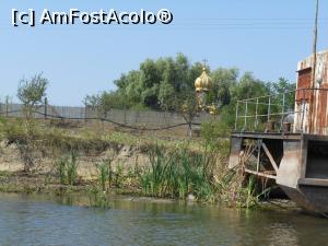 [P19] Schitul Sf. Cuv. Atanasie - Stipoc. Biserica văzută de pe canal.  » foto by iulianic
 - 
<span class="allrVoted glyphicon glyphicon-heart hidden" id="av1107864"></span>
<a class="m-l-10 hidden" id="sv1107864" onclick="voting_Foto_DelVot(,1107864,18801)" role="button">șterge vot <span class="glyphicon glyphicon-remove"></span></a>
<a id="v91107864" class=" c-red"  onclick="voting_Foto_SetVot(1107864)" role="button"><span class="glyphicon glyphicon-heart-empty"></span> <b>LIKE</b> = Votează poza</a> <img class="hidden"  id="f1107864W9" src="/imagini/loader.gif" border="0" /><span class="AjErrMes hidden" id="e1107864ErM"></span>