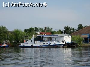[P04] Vaporașul „Adriatica” care face legătura cu localitatea Crișan.  » foto by tata123 🔱
 - 
<span class="allrVoted glyphicon glyphicon-heart hidden" id="av1086559"></span>
<a class="m-l-10 hidden" id="sv1086559" onclick="voting_Foto_DelVot(,1086559,18815)" role="button">șterge vot <span class="glyphicon glyphicon-remove"></span></a>
<a id="v91086559" class=" c-red"  onclick="voting_Foto_SetVot(1086559)" role="button"><span class="glyphicon glyphicon-heart-empty"></span> <b>LIKE</b> = Votează poza</a> <img class="hidden"  id="f1086559W9" src="/imagini/loader.gif" border="0" /><span class="AjErrMes hidden" id="e1086559ErM"></span>