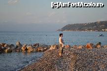 [P23] Plaja din Ixia din fata hotelului nostru.In plan departat drumul catre Rodos. » foto by TEOANCA
 - 
<span class="allrVoted glyphicon glyphicon-heart hidden" id="av322888"></span>
<a class="m-l-10 hidden" id="sv322888" onclick="voting_Foto_DelVot(,322888,18817)" role="button">șterge vot <span class="glyphicon glyphicon-remove"></span></a>
<a id="v9322888" class=" c-red"  onclick="voting_Foto_SetVot(322888)" role="button"><span class="glyphicon glyphicon-heart-empty"></span> <b>LIKE</b> = Votează poza</a> <img class="hidden"  id="f322888W9" src="/imagini/loader.gif" border="0" /><span class="AjErrMes hidden" id="e322888ErM"></span>