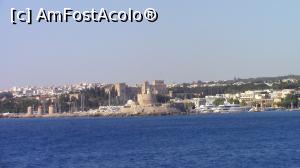 [P01] Cataramanul a plecat din Rodos. In imagine se poate observa Plateia Neoriou, cu Windmills (Morile de Vant) si Fortul Saint Nicholas. » foto by ovidiuyepi
 - 
<span class="allrVoted glyphicon glyphicon-heart hidden" id="av1219102"></span>
<a class="m-l-10 hidden" id="sv1219102" onclick="voting_Foto_DelVot(,1219102,18817)" role="button">șterge vot <span class="glyphicon glyphicon-remove"></span></a>
<a id="v91219102" class=" c-red"  onclick="voting_Foto_SetVot(1219102)" role="button"><span class="glyphicon glyphicon-heart-empty"></span> <b>LIKE</b> = Votează poza</a> <img class="hidden"  id="f1219102W9" src="/imagini/loader.gif" border="0" /><span class="AjErrMes hidden" id="e1219102ErM"></span>