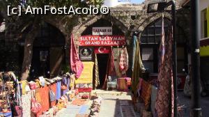 [P59] Sultan Suleyman Grand Bazaar; magazin de covoare si carpete orientale. » foto by ovidiuyepi
 - 
<span class="allrVoted glyphicon glyphicon-heart hidden" id="av1219162"></span>
<a class="m-l-10 hidden" id="sv1219162" onclick="voting_Foto_DelVot(,1219162,18817)" role="button">șterge vot <span class="glyphicon glyphicon-remove"></span></a>
<a id="v91219162" class=" c-red"  onclick="voting_Foto_SetVot(1219162)" role="button"><span class="glyphicon glyphicon-heart-empty"></span> <b>LIKE</b> = Votează poza</a> <img class="hidden"  id="f1219162W9" src="/imagini/loader.gif" border="0" /><span class="AjErrMes hidden" id="e1219162ErM"></span>