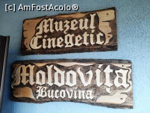 [P09] Muzeul Cinegetic Moldovița » foto by adso
 - 
<span class="allrVoted glyphicon glyphicon-heart hidden" id="av1362156"></span>
<a class="m-l-10 hidden" id="sv1362156" onclick="voting_Foto_DelVot(,1362156,18824)" role="button">șterge vot <span class="glyphicon glyphicon-remove"></span></a>
<a id="v91362156" class=" c-red"  onclick="voting_Foto_SetVot(1362156)" role="button"><span class="glyphicon glyphicon-heart-empty"></span> <b>LIKE</b> = Votează poza</a> <img class="hidden"  id="f1362156W9" src="/imagini/loader.gif" border="0" /><span class="AjErrMes hidden" id="e1362156ErM"></span>