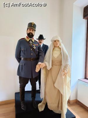 [P21] Figuri de ceară: Regele Ferdinand și Regina Maria, alături de Iuliu Maniu în vizită la Carei în anul 1919. » foto by tata123 🔱
 - 
<span class="allrVoted glyphicon glyphicon-heart hidden" id="av1322137"></span>
<a class="m-l-10 hidden" id="sv1322137" onclick="voting_Foto_DelVot(,1322137,18845)" role="button">șterge vot <span class="glyphicon glyphicon-remove"></span></a>
<a id="v91322137" class=" c-red"  onclick="voting_Foto_SetVot(1322137)" role="button"><span class="glyphicon glyphicon-heart-empty"></span> <b>LIKE</b> = Votează poza</a> <img class="hidden"  id="f1322137W9" src="/imagini/loader.gif" border="0" /><span class="AjErrMes hidden" id="e1322137ErM"></span>