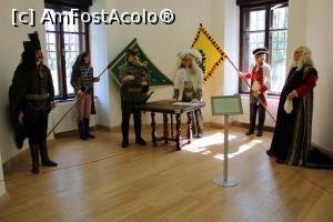 [P13] Carei, Castelul Károlyi, Scenă cu Pacea de la Satu Mare din 30 aprilie 1711, Contele Sandor Károlyi, cel în verde, general în armata imperială, semnatar al Tratatului de Pace » foto by mprofeanu
 - 
<span class="allrVoted glyphicon glyphicon-heart hidden" id="av1069648"></span>
<a class="m-l-10 hidden" id="sv1069648" onclick="voting_Foto_DelVot(,1069648,18846)" role="button">șterge vot <span class="glyphicon glyphicon-remove"></span></a>
<a id="v91069648" class=" c-red"  onclick="voting_Foto_SetVot(1069648)" role="button"><span class="glyphicon glyphicon-heart-empty"></span> <b>LIKE</b> = Votează poza</a> <img class="hidden"  id="f1069648W9" src="/imagini/loader.gif" border="0" /><span class="AjErrMes hidden" id="e1069648ErM"></span>