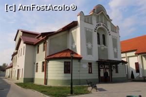 [P70] Carei, Teatrul Municipal, același lucru » foto by mprofeanu
 - 
<span class="allrVoted glyphicon glyphicon-heart hidden" id="av1069705"></span>
<a class="m-l-10 hidden" id="sv1069705" onclick="voting_Foto_DelVot(,1069705,18846)" role="button">șterge vot <span class="glyphicon glyphicon-remove"></span></a>
<a id="v91069705" class=" c-red"  onclick="voting_Foto_SetVot(1069705)" role="button"><span class="glyphicon glyphicon-heart-empty"></span> <b>LIKE</b> = Votează poza</a> <img class="hidden"  id="f1069705W9" src="/imagini/loader.gif" border="0" /><span class="AjErrMes hidden" id="e1069705ErM"></span>