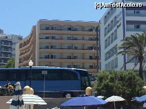 [P01] CEl galben este Hotel Kipriotis » foto by camarica
 - 
<span class="allrVoted glyphicon glyphicon-heart hidden" id="av642744"></span>
<a class="m-l-10 hidden" id="sv642744" onclick="voting_Foto_DelVot(,642744,18868)" role="button">șterge vot <span class="glyphicon glyphicon-remove"></span></a>
<a id="v9642744" class=" c-red"  onclick="voting_Foto_SetVot(642744)" role="button"><span class="glyphicon glyphicon-heart-empty"></span> <b>LIKE</b> = Votează poza</a> <img class="hidden"  id="f642744W9" src="/imagini/loader.gif" border="0" /><span class="AjErrMes hidden" id="e642744ErM"></span>