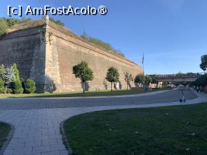 [P36] În șanțurile cetății,colț de bastion » foto by AZE
 - 
<span class="allrVoted glyphicon glyphicon-heart hidden" id="av1394573"></span>
<a class="m-l-10 hidden" id="sv1394573" onclick="voting_Foto_DelVot(,1394573,18888)" role="button">șterge vot <span class="glyphicon glyphicon-remove"></span></a>
<a id="v91394573" class=" c-red"  onclick="voting_Foto_SetVot(1394573)" role="button"><span class="glyphicon glyphicon-heart-empty"></span> <b>LIKE</b> = Votează poza</a> <img class="hidden"  id="f1394573W9" src="/imagini/loader.gif" border="0" /><span class="AjErrMes hidden" id="e1394573ErM"></span>