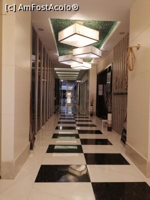 [P22] 22. În partea dreaptă este intrarea la SPA.  » foto by doinafil
 - 
<span class="allrVoted glyphicon glyphicon-heart hidden" id="av1118335"></span>
<a class="m-l-10 hidden" id="sv1118335" onclick="voting_Foto_DelVot(,1118335,18892)" role="button">șterge vot <span class="glyphicon glyphicon-remove"></span></a>
<a id="v91118335" class=" c-red"  onclick="voting_Foto_SetVot(1118335)" role="button"><span class="glyphicon glyphicon-heart-empty"></span> <b>LIKE</b> = Votează poza</a> <img class="hidden"  id="f1118335W9" src="/imagini/loader.gif" border="0" /><span class="AjErrMes hidden" id="e1118335ErM"></span>