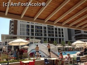[P06] Zona de piscina, o oaza de aer rece si proaspat!  » foto by vali_bob*
 - 
<span class="allrVoted glyphicon glyphicon-heart hidden" id="av877584"></span>
<a class="m-l-10 hidden" id="sv877584" onclick="voting_Foto_DelVot(,877584,18892)" role="button">șterge vot <span class="glyphicon glyphicon-remove"></span></a>
<a id="v9877584" class=" c-red"  onclick="voting_Foto_SetVot(877584)" role="button"><span class="glyphicon glyphicon-heart-empty"></span> <b>LIKE</b> = Votează poza</a> <img class="hidden"  id="f877584W9" src="/imagini/loader.gif" border="0" /><span class="AjErrMes hidden" id="e877584ErM"></span>