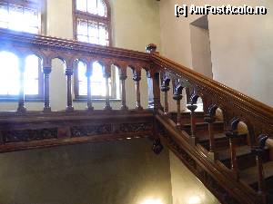 [P27] Castelul Cantacuzino - scara din lemn de stejar, fara stalpi de sustinere » foto by Paty
 - 
<span class="allrVoted glyphicon glyphicon-heart hidden" id="av376389"></span>
<a class="m-l-10 hidden" id="sv376389" onclick="voting_Foto_DelVot(,376389,18916)" role="button">șterge vot <span class="glyphicon glyphicon-remove"></span></a>
<a id="v9376389" class=" c-red"  onclick="voting_Foto_SetVot(376389)" role="button"><span class="glyphicon glyphicon-heart-empty"></span> <b>LIKE</b> = Votează poza</a> <img class="hidden"  id="f376389W9" src="/imagini/loader.gif" border="0" /><span class="AjErrMes hidden" id="e376389ErM"></span>