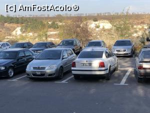 [P06] Parcarea de la intrarea in Orasul Subteran Cricova » foto by Dan&Ema
 - 
<span class="allrVoted glyphicon glyphicon-heart hidden" id="av1025877"></span>
<a class="m-l-10 hidden" id="sv1025877" onclick="voting_Foto_DelVot(,1025877,18928)" role="button">șterge vot <span class="glyphicon glyphicon-remove"></span></a>
<a id="v91025877" class=" c-red"  onclick="voting_Foto_SetVot(1025877)" role="button"><span class="glyphicon glyphicon-heart-empty"></span> <b>LIKE</b> = Votează poza</a> <img class="hidden"  id="f1025877W9" src="/imagini/loader.gif" border="0" /><span class="AjErrMes hidden" id="e1025877ErM"></span>