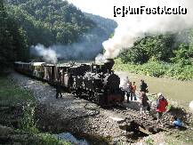 [P02] Mocanita de pe Valea Vaserului- pauza, ca sa 'bea apa' locomotiva. » foto by ela7
 - 
<span class="allrVoted glyphicon glyphicon-heart hidden" id="av274580"></span>
<a class="m-l-10 hidden" id="sv274580" onclick="voting_Foto_DelVot(,274580,18930)" role="button">șterge vot <span class="glyphicon glyphicon-remove"></span></a>
<a id="v9274580" class=" c-red"  onclick="voting_Foto_SetVot(274580)" role="button"><span class="glyphicon glyphicon-heart-empty"></span> <b>LIKE</b> = Votează poza</a> <img class="hidden"  id="f274580W9" src="/imagini/loader.gif" border="0" /><span class="AjErrMes hidden" id="e274580ErM"></span>